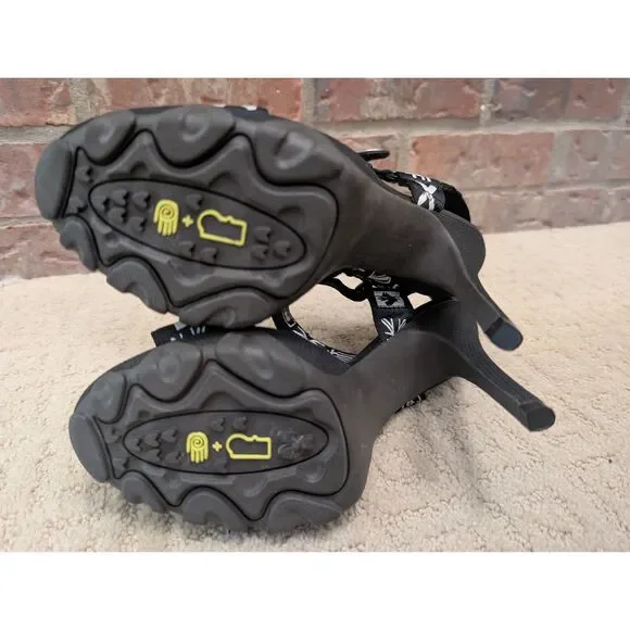 Y2K Grey Ant X Teva High Heel Stiletto Pump Womens Size 9 Black White Flags Hike - Picture 9 of 11